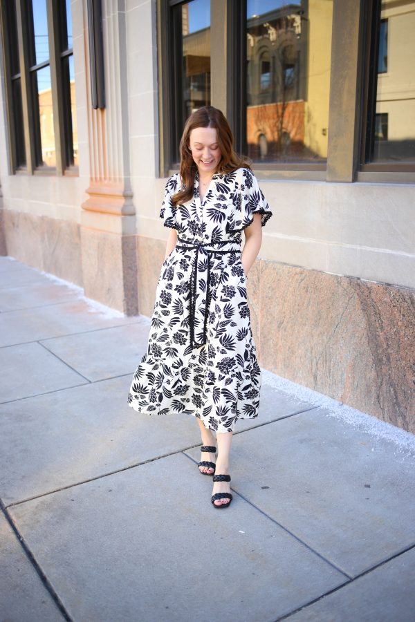 Black and White Print Scalloped Hem Dress | Alice